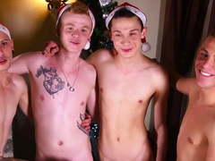 Boys of French Twinks Studio wish you happy holidays !